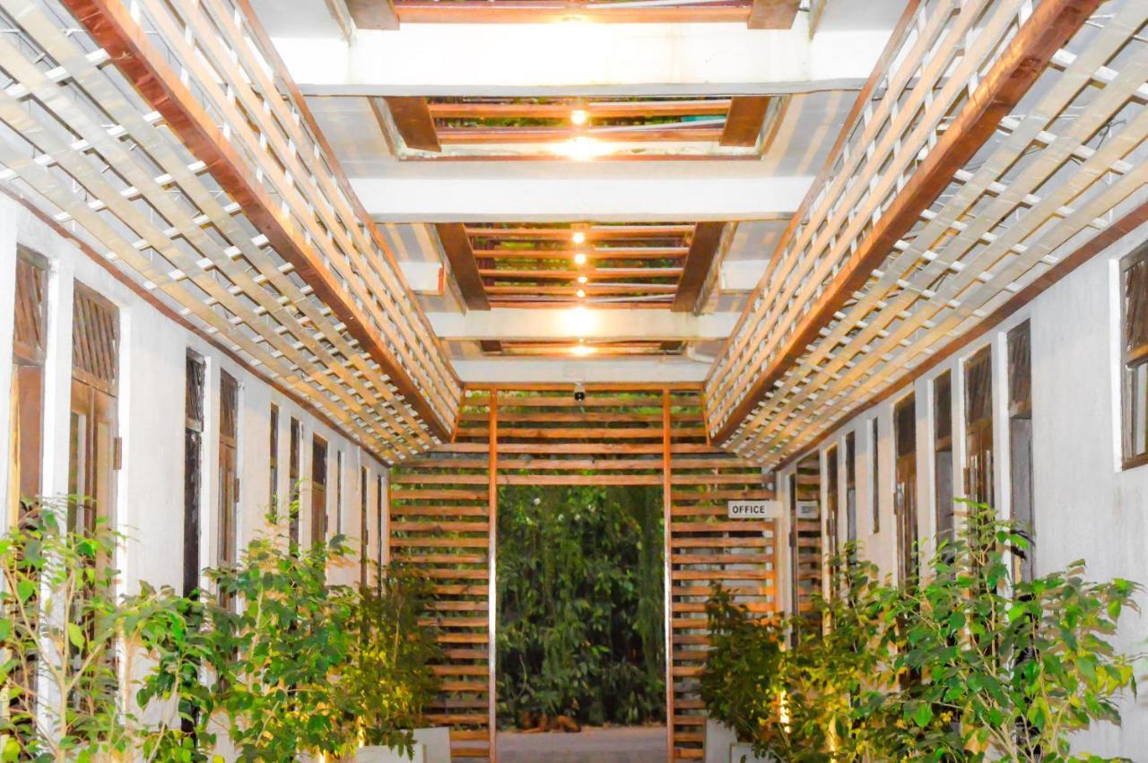 Cinnamon Airport Residencies Katunayake Exterior photo