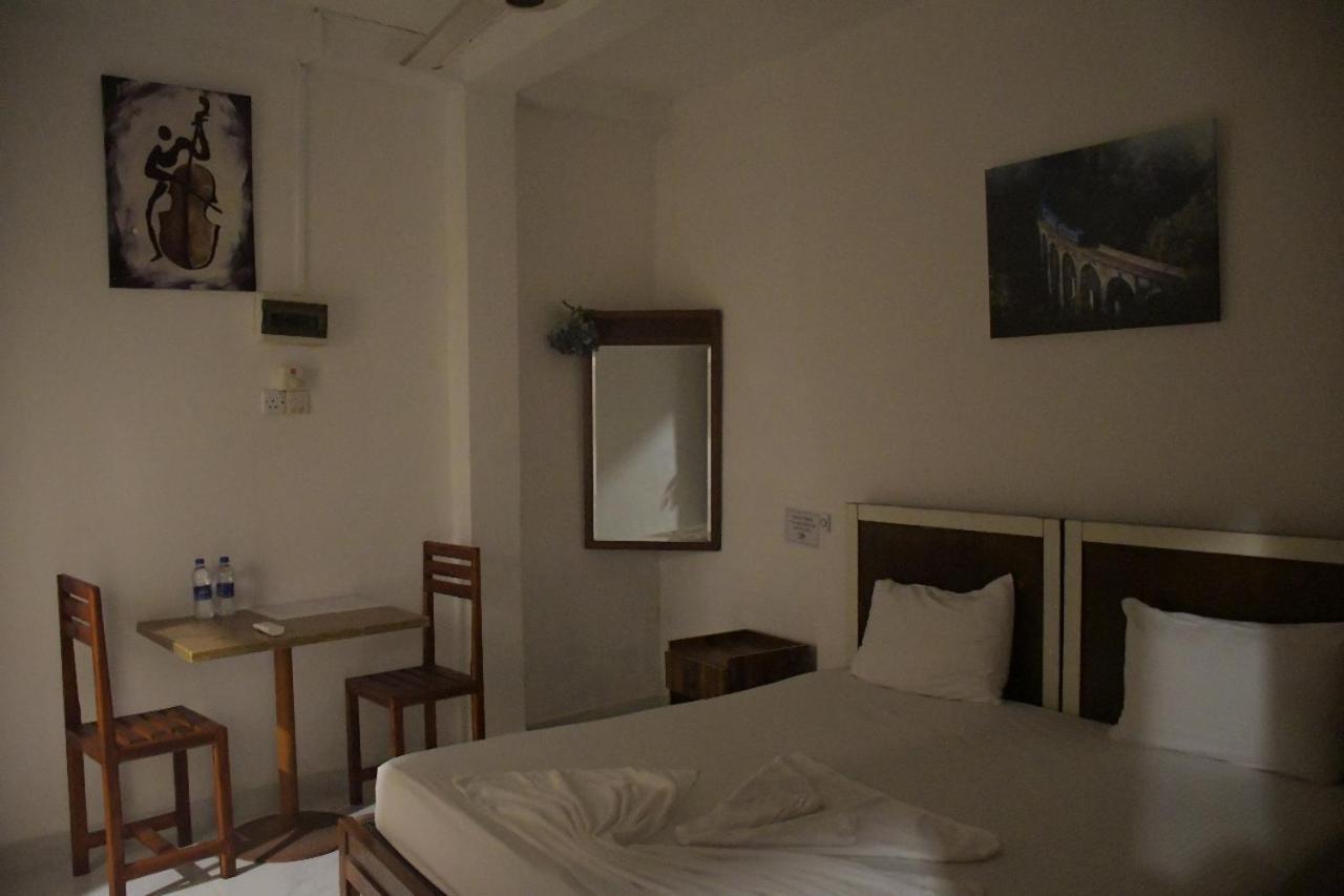 Cinnamon Airport Residencies Katunayake Exterior photo